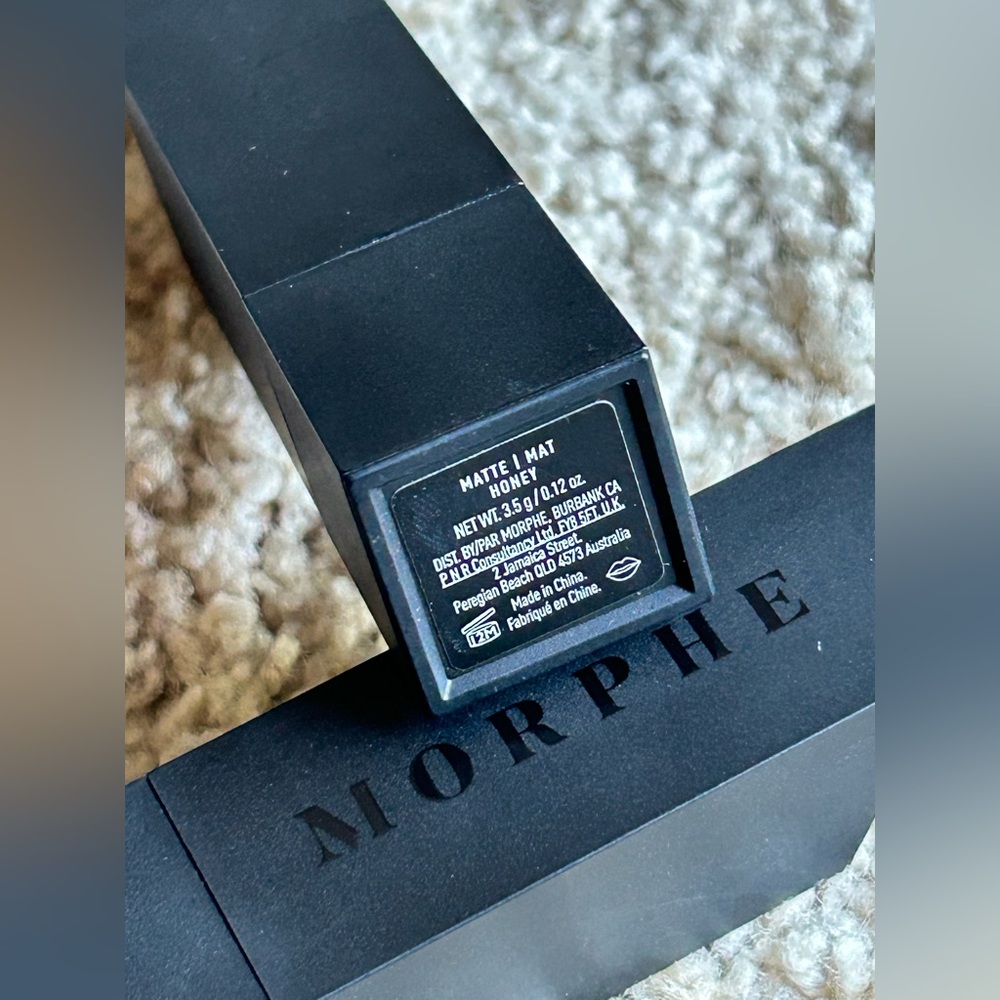 Morphe Matte Bullet Lipstick - Picture 2 of 3